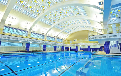 Schwimmbad “Oostelijk Zwembad” in Rotterdam